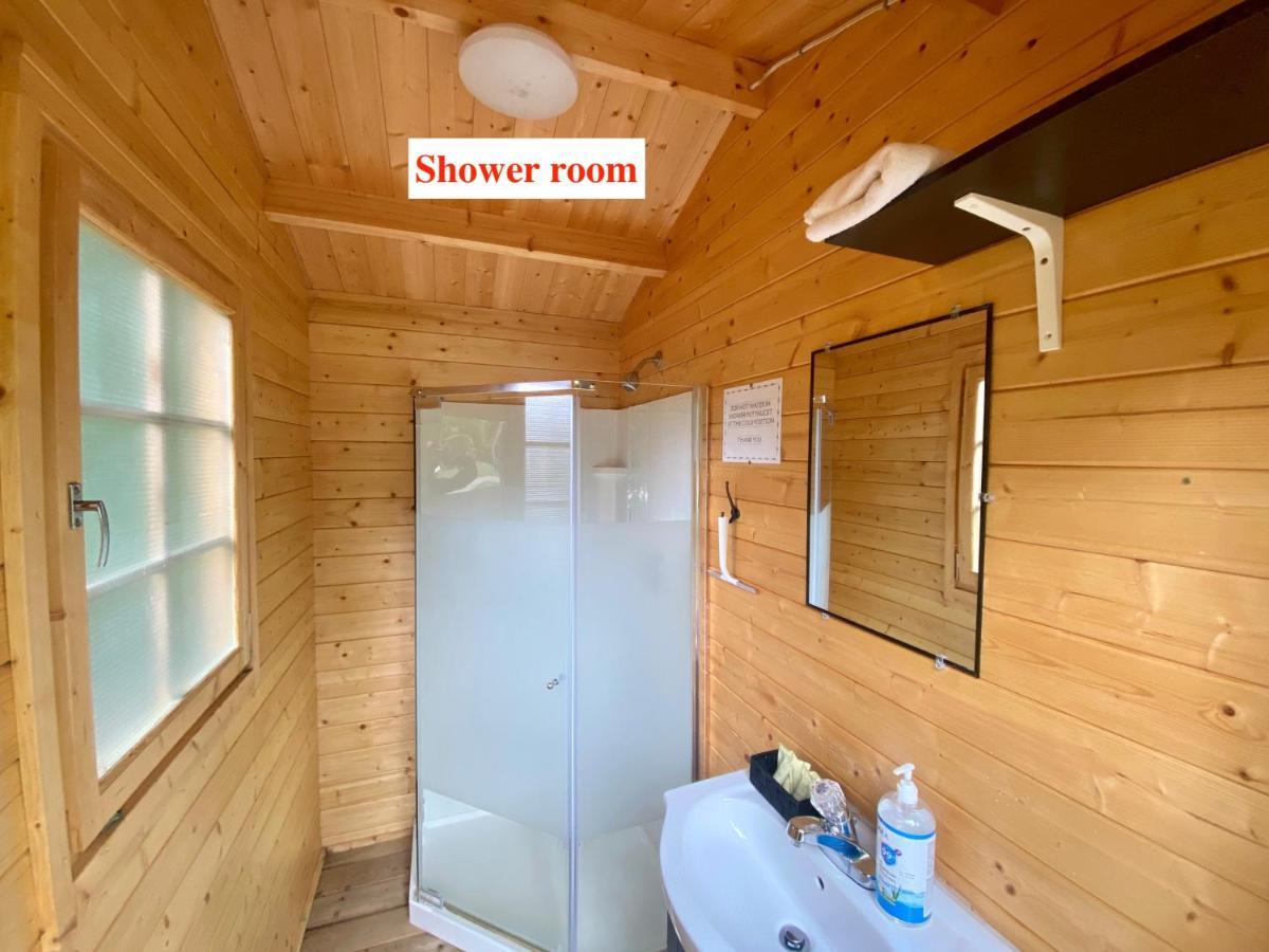 Algonquin Madawaska Lodge Cottage Glamping Cabins Exterior photo