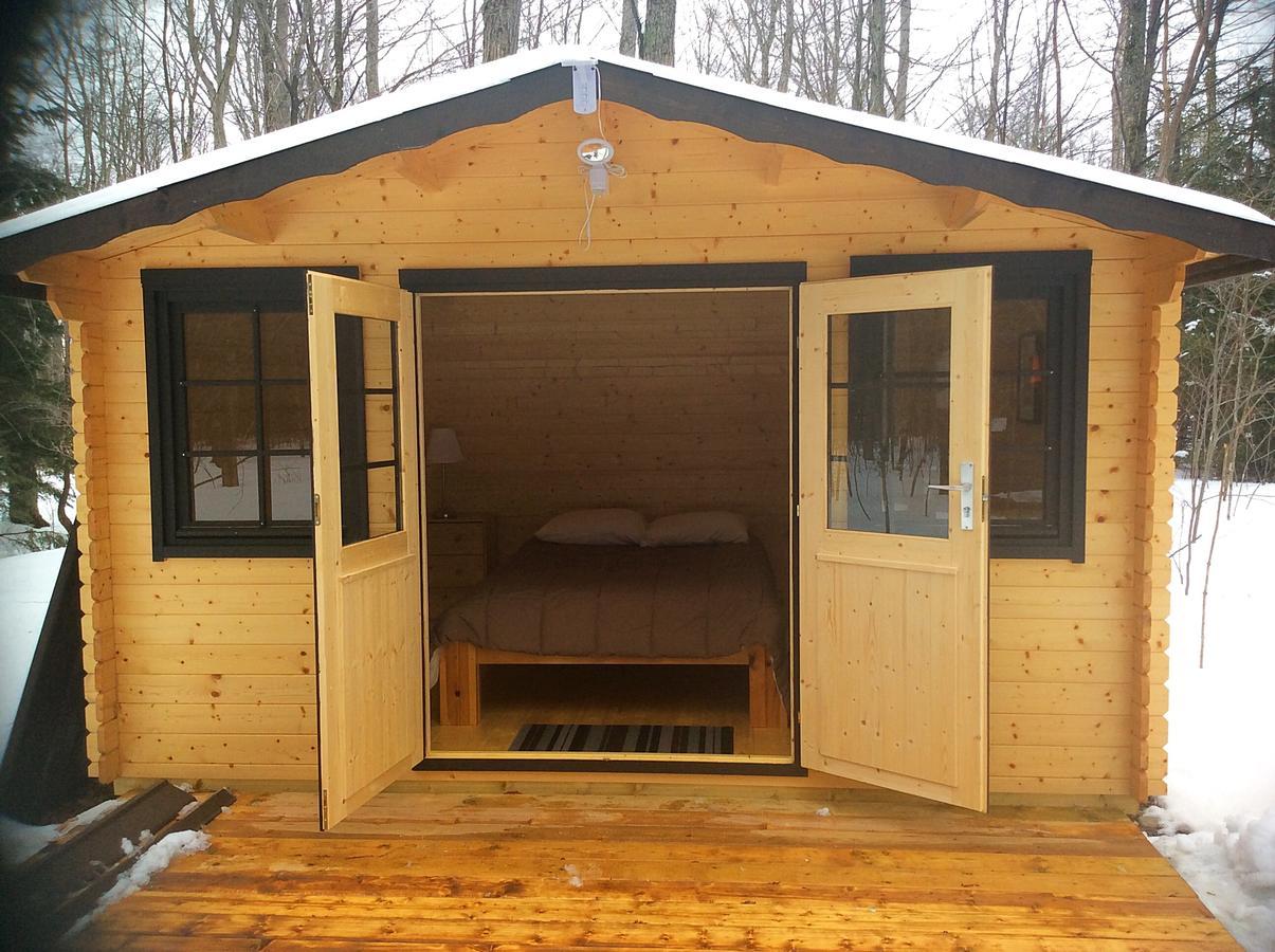 Algonquin Madawaska Lodge Cottage Glamping Cabins Exterior photo